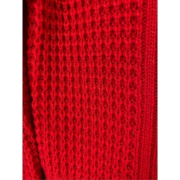 Boy meets girl cropped red sweater pull over with metallic thread size medium￼ - Picture 4 of 6